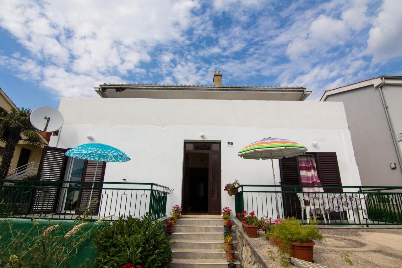 Apartment Kirby Krk Town Exterior foto